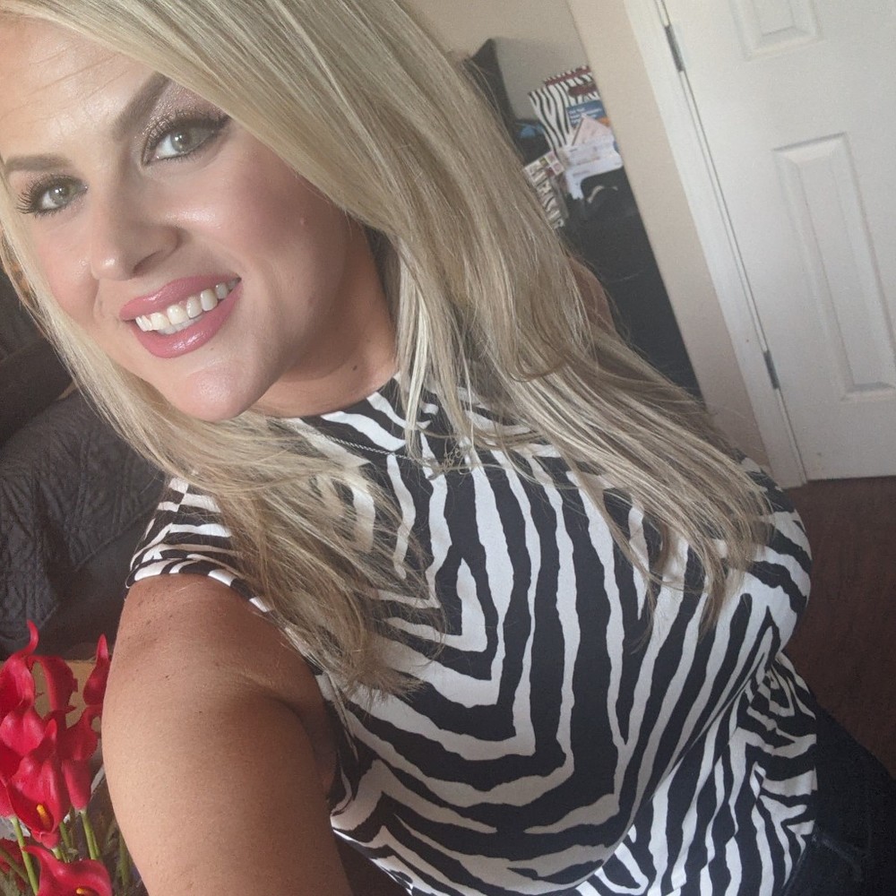 Meet your Posher, Lindsey